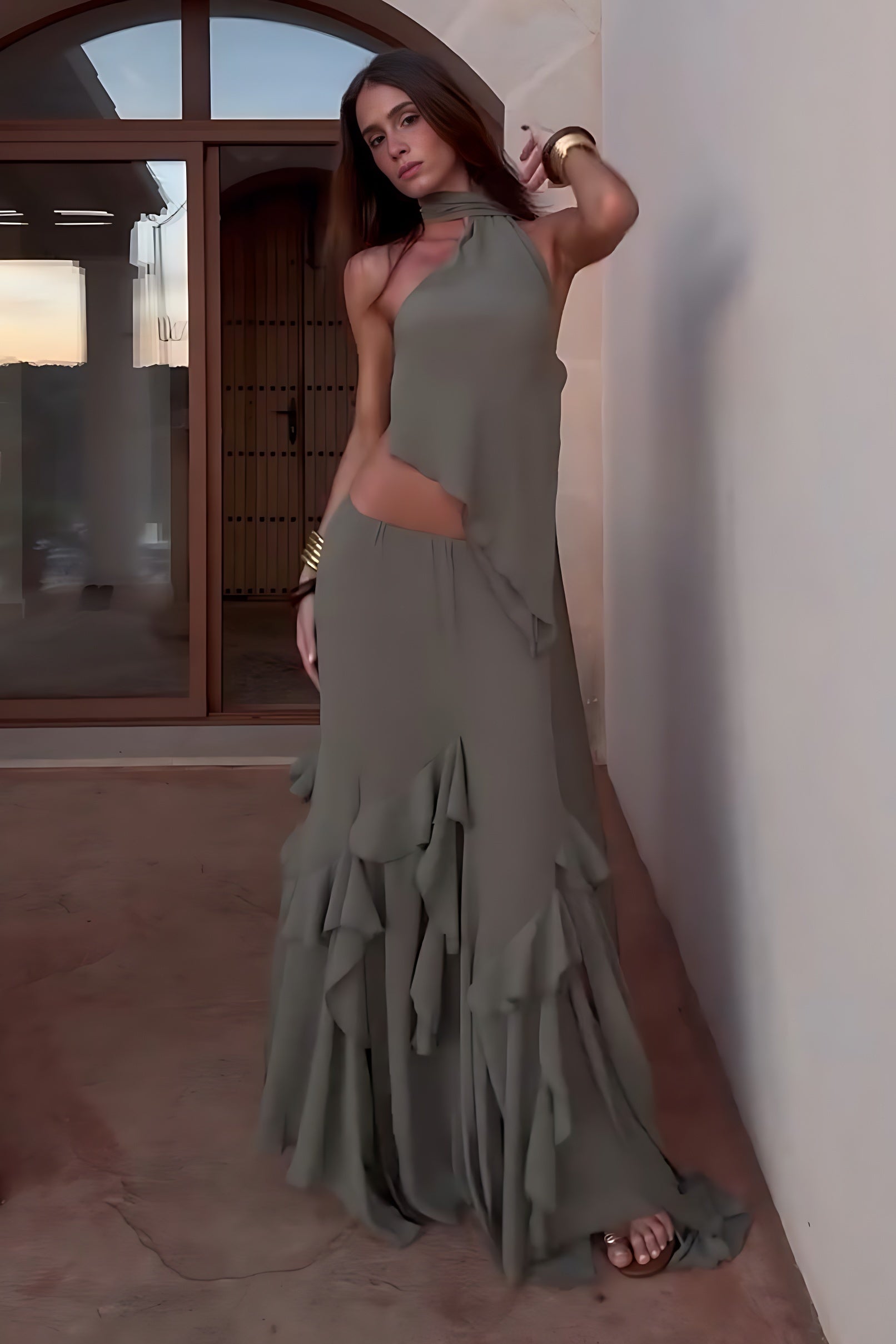 Conjunto Olive Mirage com Saia Draped e Babados