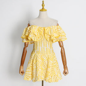 Vestido Mini Bordado Ombro a Ombro Leve e Fresco