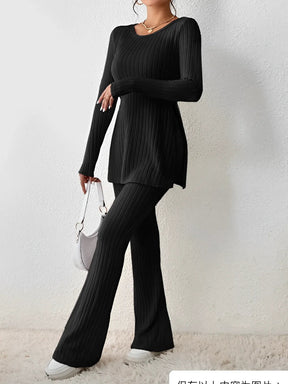 Conjunto Feminino em Tricô Canelado com Blusa Mullet Manga Longa com Fendas Laterais e Calça Flare com Cintura Alta Elástica - Sabrina