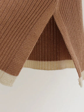 Conjunto Feminino de Tricô com Suéter de Gola Alta Listrado e Calça Confortável - Tarcila