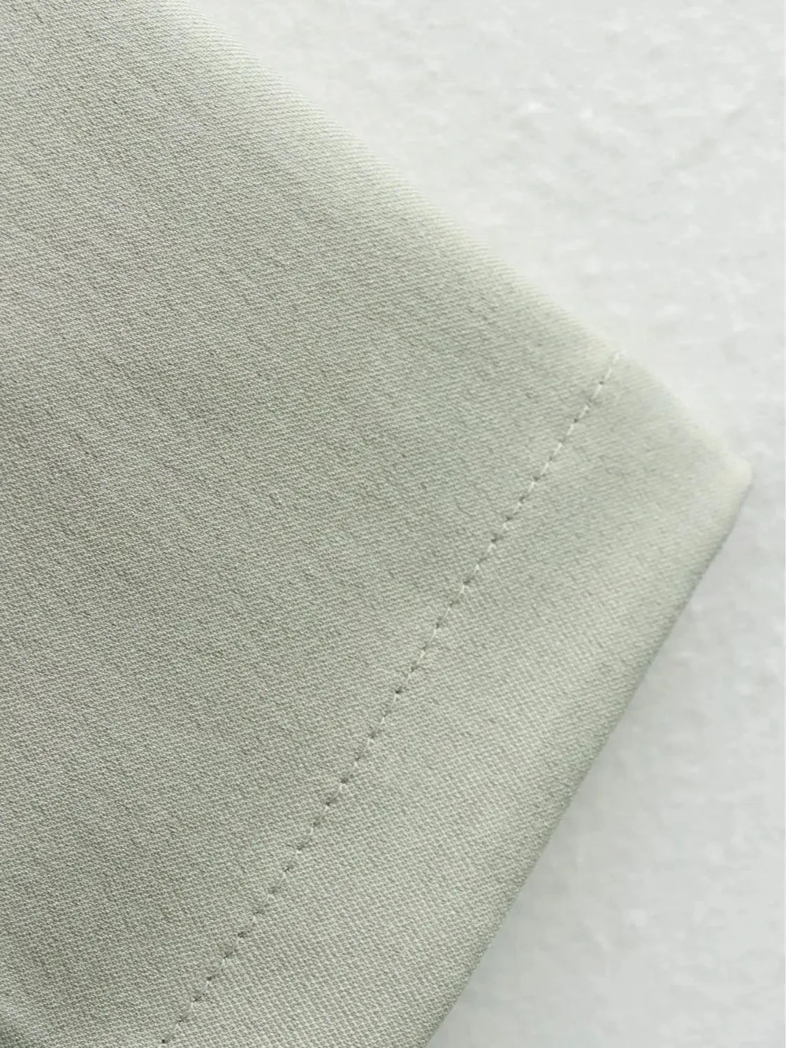 Conjunto Feminino Alfaiataria com Jaqueta Bomber e Calça de Cintura Alta Pantalona - Emily