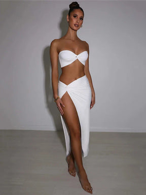 Conjunto Feminino Elegante Lyandra – Tomara-que-Caia com Top Cropped e Saia Midi Fenda Alta