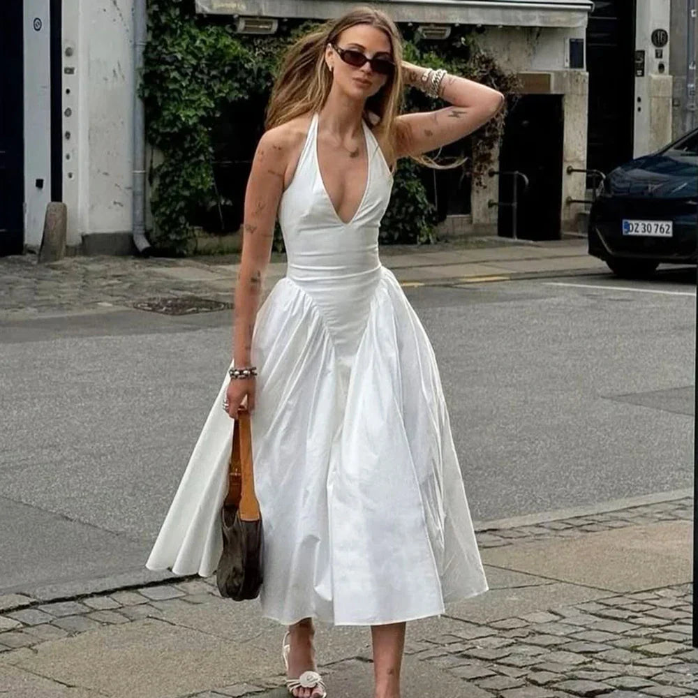 Vestido Feminino Elegante Eudora – Longo Decote Profundo e Costas Nuas