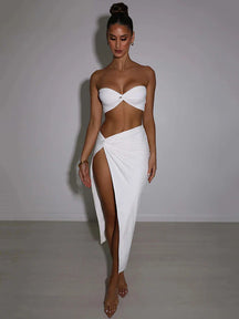 Conjunto Feminino Elegante Lyandra – Tomara-que-Caia com Top Cropped e Saia Midi Fenda Alta