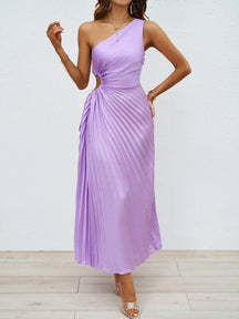 Vestido Feminino Ombro Único com Pregas e Recortes