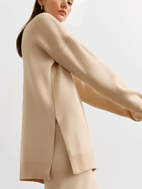 Conjunto Feminino com Suéter Mullet de Gola Alta e Calça Reta Cintura Alta - Manuela