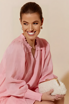 Clutch Norma Jean com Pérolas Sintéticas - Creme/Dourado