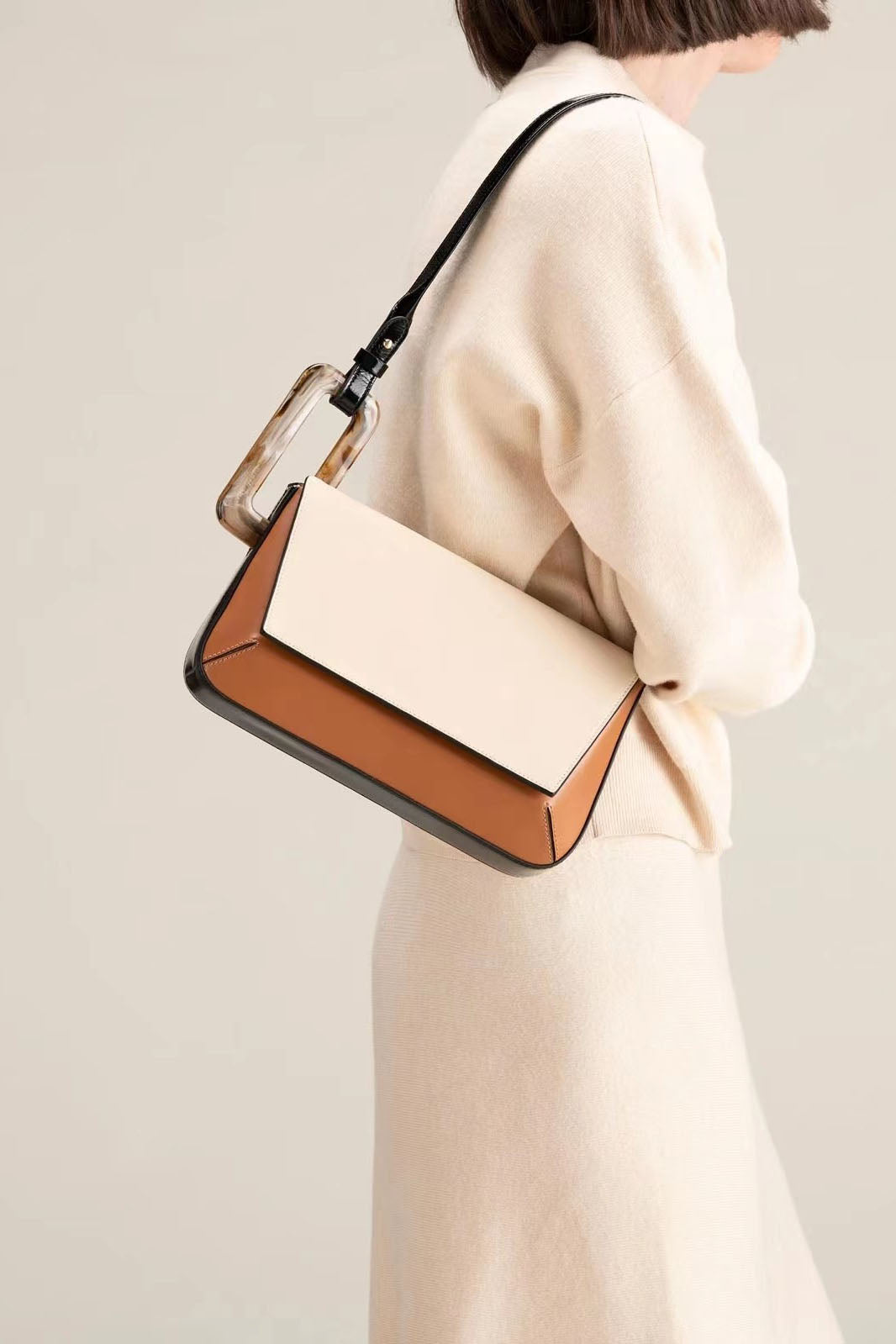 Bolsa Patchwork Colorida – Estilo Casual e Moderno