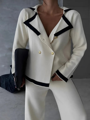 Conjunto Feminino com Casaco Manga Longa com Botões Transpassados e Calça de Cintura Alta - Melinda